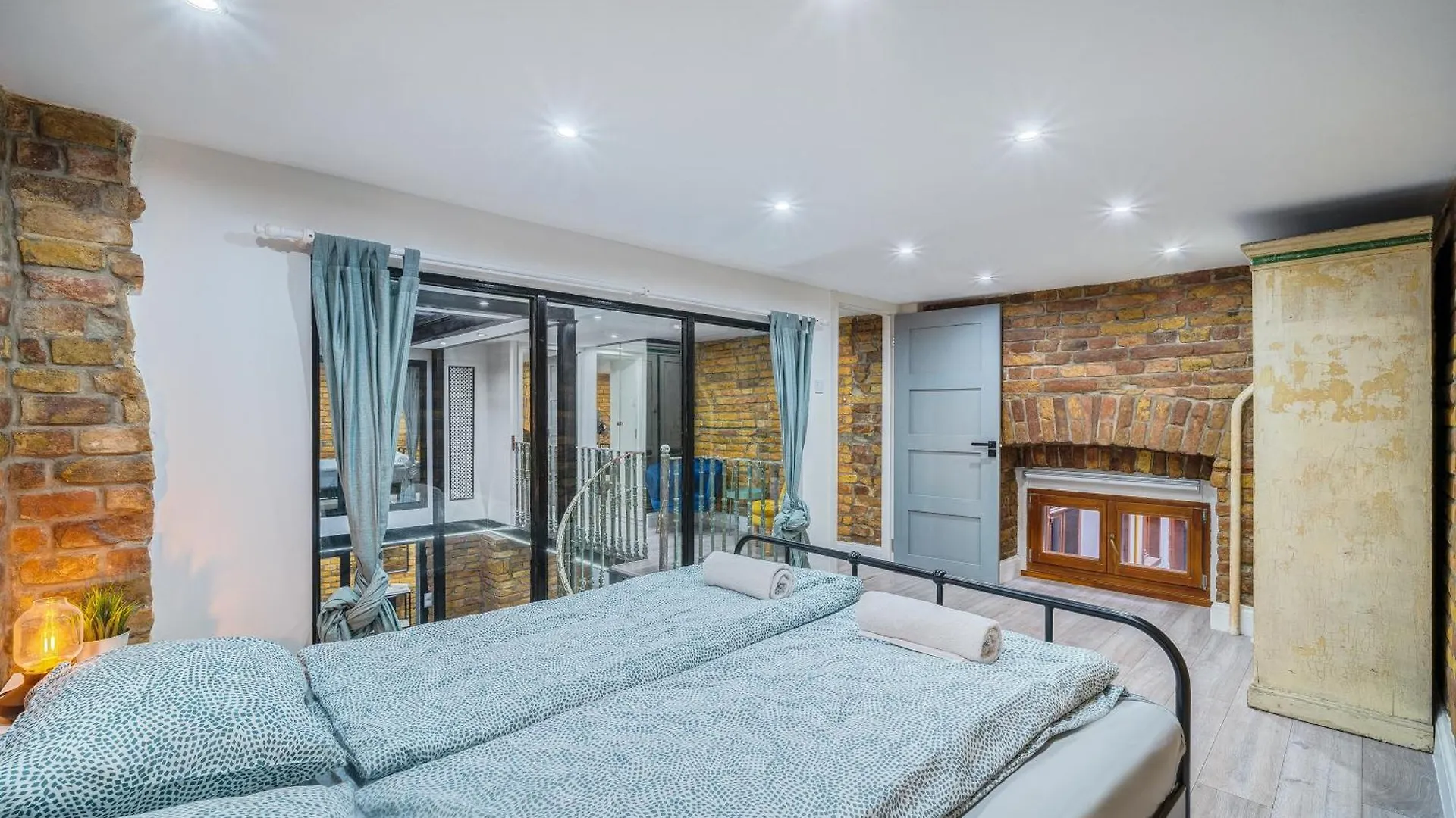 City Center Loft Haven: Modern Elegance Budapešť