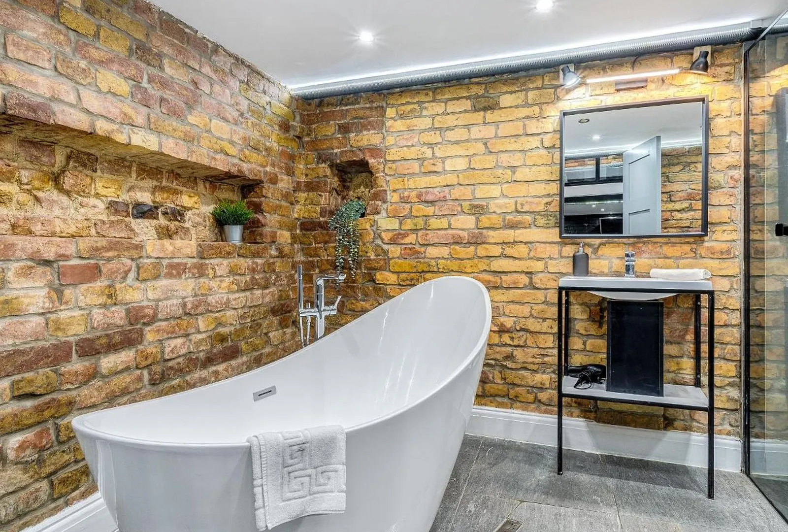 Lägenhet City Center Loft Haven: Modern Elegance Budapest